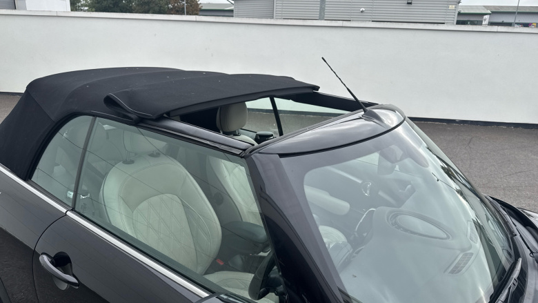 MINI Convertible 1.5 Cooper Exclusive 2dr Auto Petrol Convertible